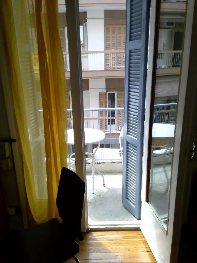 Cosy Flat Helexpo In Old City Thessaloniki