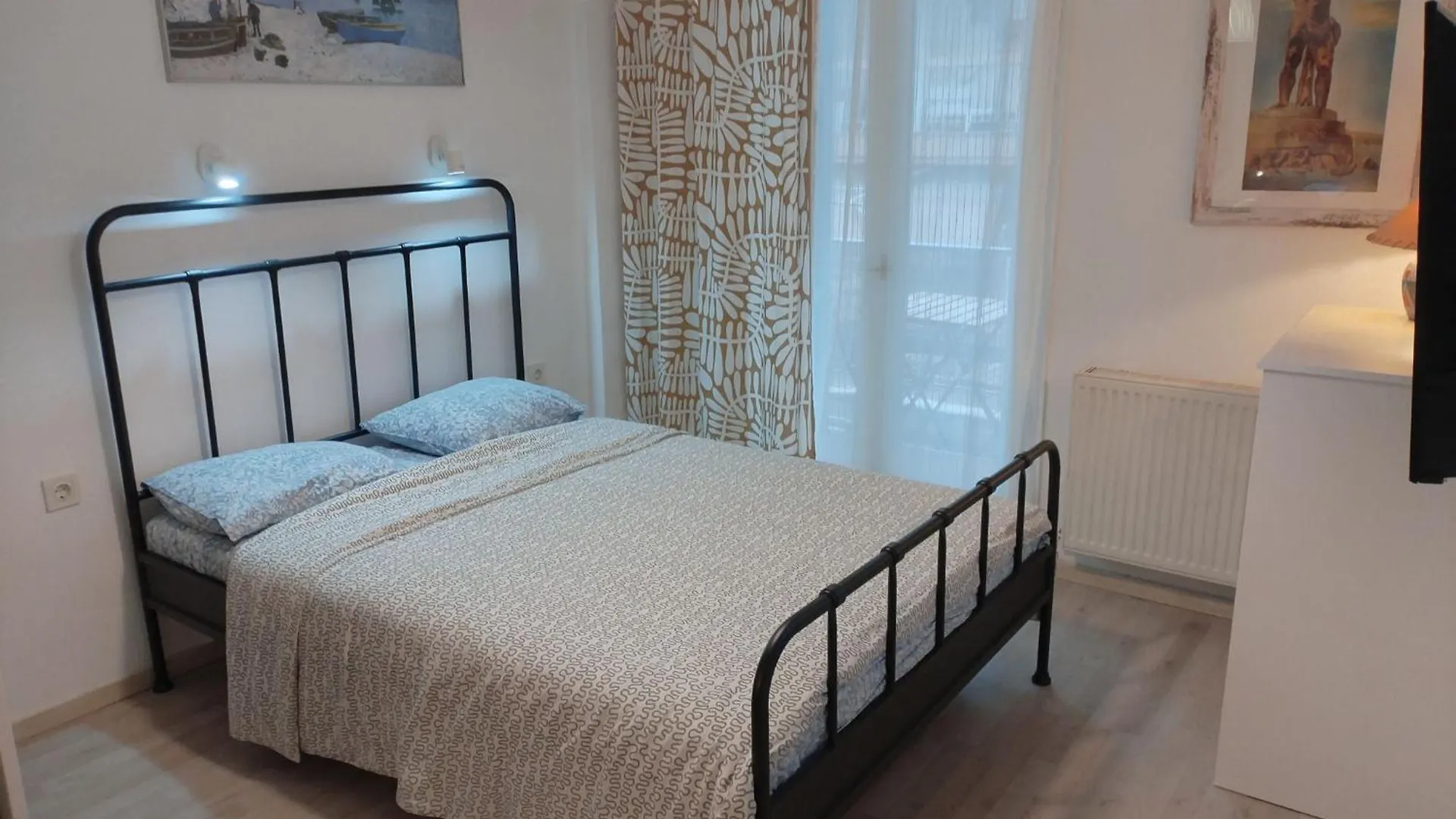 Cosy Flat Helexpo In Old City Thessaloniki Greece